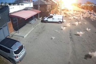 Drastické záběry z Charkovské oblasti. Kamera zachytila smrtící ruský úder - Novinky